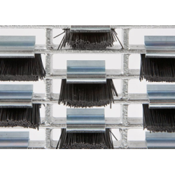 BRSTER m/klips 25x8mm til fotskraperister sort - Pris pr stk brste